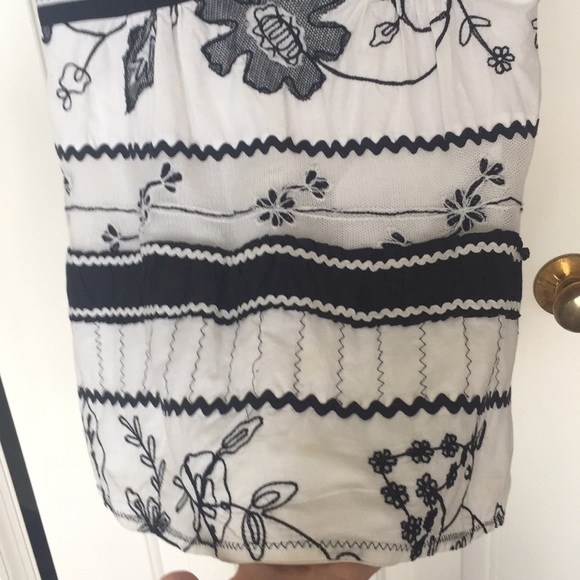 Black and white Nanette Lepore Tank blouse 4 - Picture 8 of 8